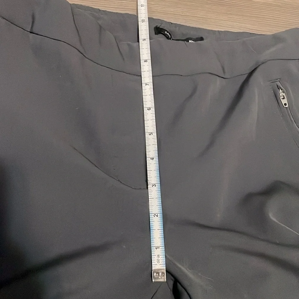 Zac & Rachel pants tapered leg Gray Zippered pockets Pull on Womens 6P Casual
